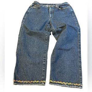 Liz Claiborne LizWear size 10 Blue Capri Beaded Mid Rise‎ Cotton Denim Jeans